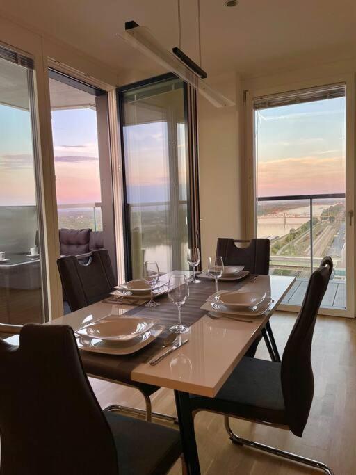 Apartamento Danube Skyline Executive