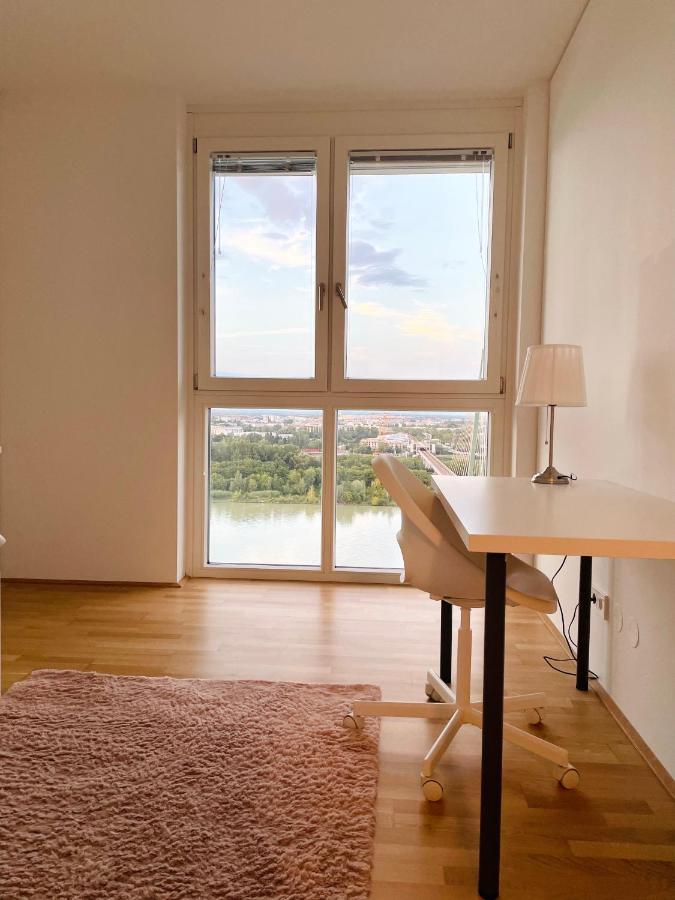 Danube Skyline Executive * Viena